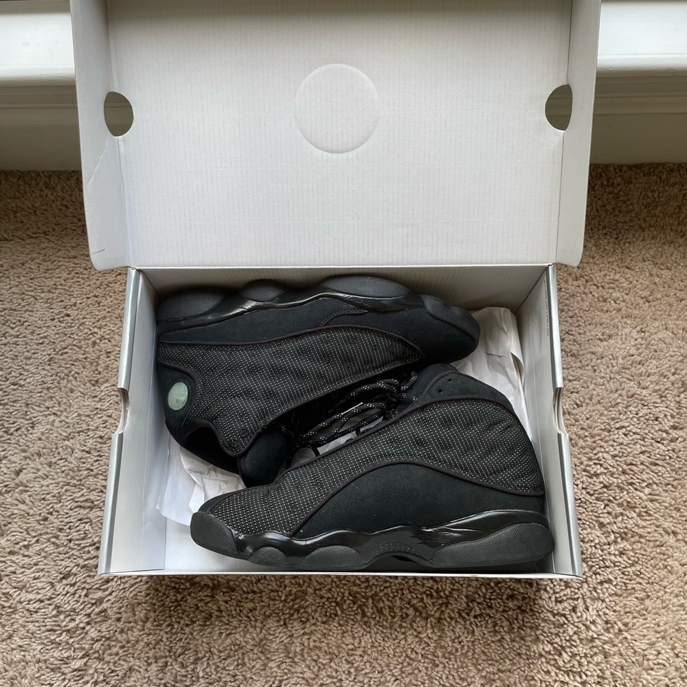 Jordan 13 Black Cat Size 8.5M